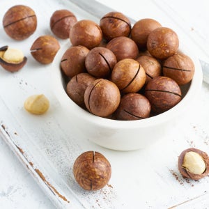 햇 마카다미아 인 쉘 1kg 25년산 껍질 통마카다미아