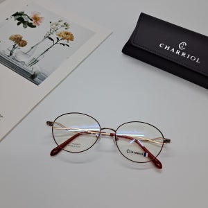 가볍고 화려한 여성 티타늄안경테 샤리올(CHARRIOL) CH8214 G-M COL.RED
