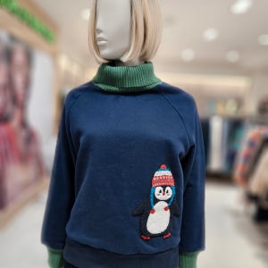 베네통 배색 목폴라 펭귄 티셔츠 BATS92461