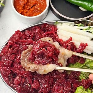 한우 차돌육회쌈 400g 차돌박이 한우육회세트 캠핑용 소고기 [새롬한우]