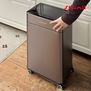 신일 스마트 자동 센서 휴지통 모션 냄새차단 종량제봉투 쓰레기통 킥 티타늄 30L (W30TK), 1개
