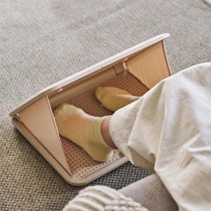 에버홈 오감 발난로 사무실용 온열기 미니 전기 히팅패드 풋워머 수족냉증 OG-FW7000