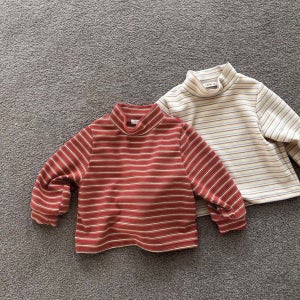 레이커 삼색줄반폴라티