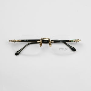 마츠다 MATSUDA M5009 52-22 사이즈 BG 컬러 스퀘어 티타늄 아세테이트 무테 안경