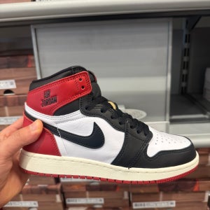 나이키 에어조던1 주니어 하이 OG 블랙토 운동화 FD1437-106