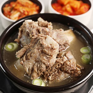진한 본담 왕갈비탕 맛있는 고기많은 소갈비탕 업소용 850g x 15개