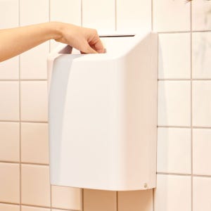 센스큐 에어 리치 벽걸이 휴지통 6L 화이트 냄새차단 휴지통 쓰레기통