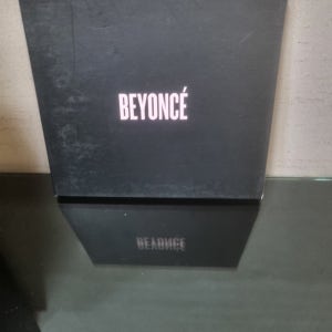 [중고] Beyonce - Beyonce [수입CD+DVD] 비욘세 cd