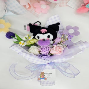 킨더조이 인형 꽃다발 졸업식 발표회 비누꽃 사탕 어린이집 유치원 산리오학예회 쿠로미 X