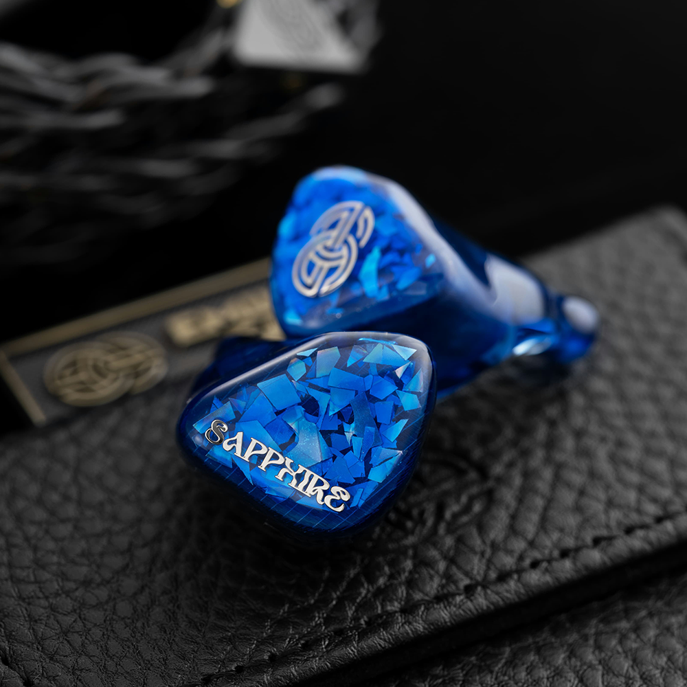 Eminent Ears Sapphire