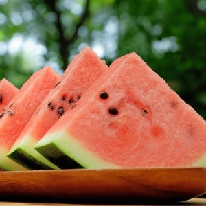 국내산 달콤하고 맛있는 과즙 가득한 하우스 정품 겨울수박 4-5kg