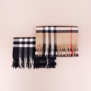 버버리 클래식 체크 캐시미어 머플러 남녀공용 명품목도리 커플아이템 8076576