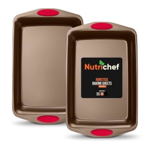 NutriChef 2피스 베이킹 팬 세트 - 논스틱 코팅 카본 스틸 베이크웨어 (실리콘 손잡이 ) PFOA, PFOS, PTFE 프리 주방 오븐 베이크 트레이, 쿠키 시트 브론즈,