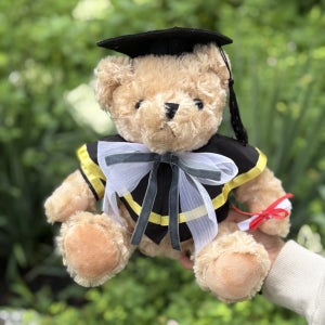 학사모 졸업 곰인형 졸업식 꽃다발 선물 졸업가운 곰돌이 꽃다발