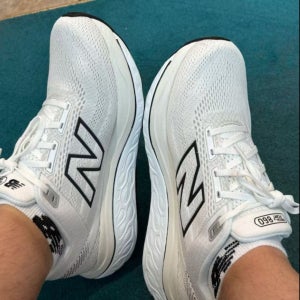 뉴발란스 안정화 프레쉬 폼 860 v14 D 스탠다드 화이트 남성용 운동화 M860W14