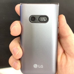 갓성비(외관기스 있으나 성능은 정상) [중고 인터넷 안되는 공신폰] LG-Y110 LG-Y120 폴더폰 공기계 8GB, 화이트