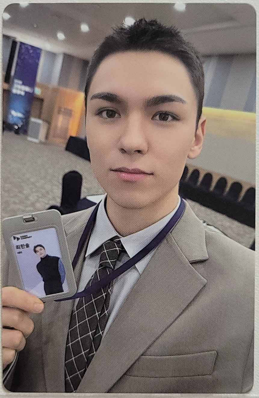 SEVENTEEN Vernon Photocard