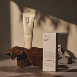 YRMS 선포즈 핸드크림 머스크허그 SPF30 PA++ · The Linger 온도의기록