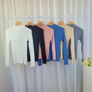 1+1 여성 골지 반폴라 니트 기본 이너티 스판 무지 티셔츠