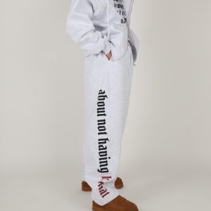 기모이중지합포 커브드 레터링 이프 팬츠 셋업가능 커브드 스웻 팬츠