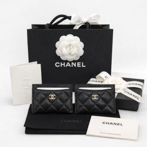 [국내재고] 샤넬 클래식 카드홀더 블랙 골드 실버 AP0213 Y01864 C3906