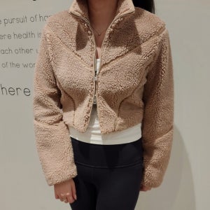 알로요가 셰르파 크롭 슬로프 사이드 자켓 Sherpa Cropped Slope Side Jacket