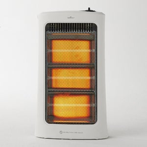 퀸센스 3단 석영관 스탠드 히터 QSH-QC160 전기난로 최저소비효율기준만족