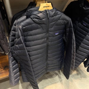 파타고니아 경량패딩 스웨터 후디 다운 자켓 84702Q7
