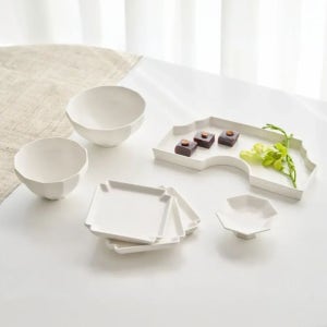 가벼운 신혼 1인 그릇세트 한옥 도자기 부부 혼수 한식기 세트