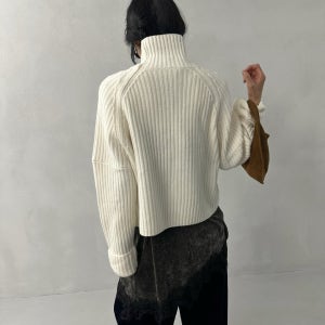 메종스텝 울 하이넥 니트 울 100 루즈핏 터틀넥 목티