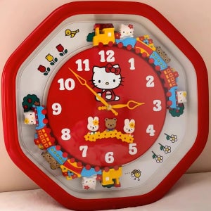 헬로키티 벽시계 멜로디 돌아가는 기차 집들이선물 1인가구 인테리어소품 가게오픈 생일선물 집시계