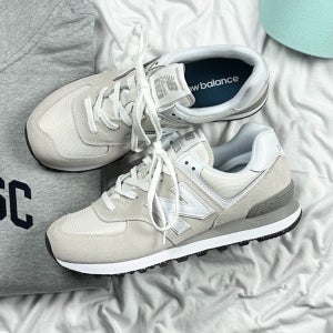 뉴발란스 클래식 574 운동화 아이보리 WL574EVW