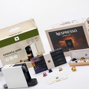 네스프레소 에센자 미니 C30 캡슐커피머신스타터 팩