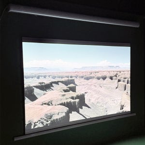 롤링뷰 롤러블프레임 전동 액자형스크린 플로팅 초슬림 엣지 무반사 8K필름 304.8cm(120인치), 1개