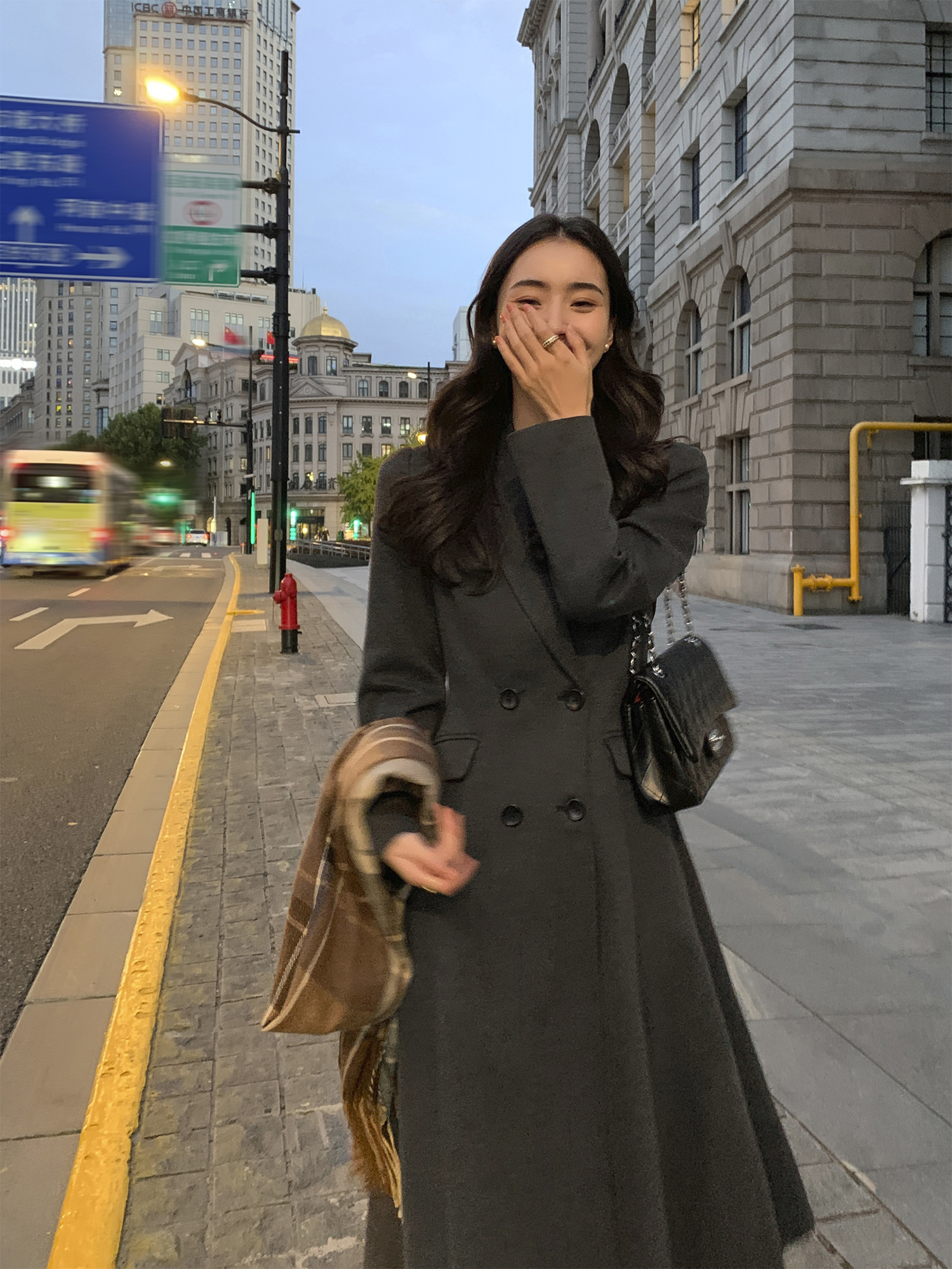 모먼트리 플레어 코트 프린트 남녀공용 파렌하이트 블랙 S