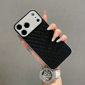 아이폰14 케이스 에어 프로 프로맥스 플러스 입체 퀼팅 가죽질감 가벼운 큐빅 폰케이스