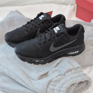 나이키 에어맥스 2017 트리플블랙 올검 블랙 러닝화 849559-004