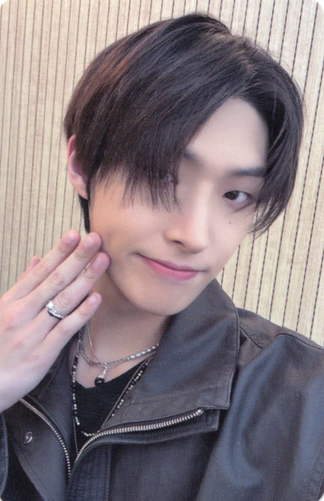 ATEEZ Mingi Photocard