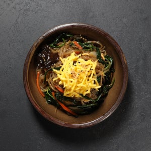 찬장 잡채 당면 돼지고기 궁중 생일 명절 수제 반찬