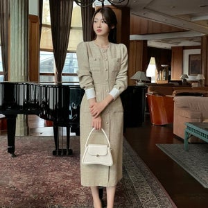 메디앙 트위드 퍼프 진주 버튼 H라인 하객 롱 원피스 겨울 하객룩 연말룩