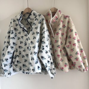2558. 플라워 후리스 오버핏 반집업점퍼