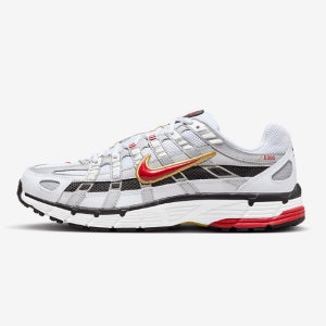 (국내매장판) 나이키 P6000 메탈릭 실버 바시티 레드 CD6404-102