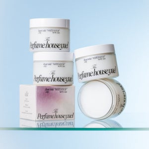 유엘 퍼퓸 탈취제 화이트하우스 탈취제 고체 화장실 실내 집안 냄새 제거 220g, 2개