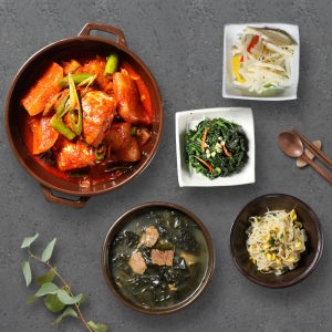 찬장 집밥 한상차림 3~4인분