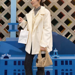 [봄꽃샘추위대비] 부클 하프 코트 간절기 반코트 벚꽃룩 화이트 자켓 숏코트