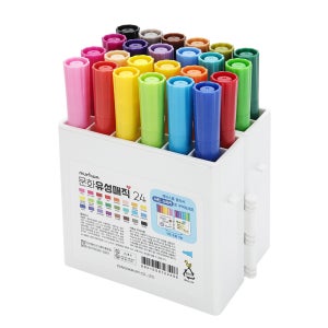 유성매직 24색 둥근닙 스탠드형 케이스 세트