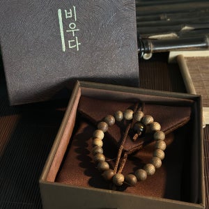 자연산 무가공 무첨가 침향 팔찌 8mm 자연 침향목 절 패션 침향나무 원목 나무 염주