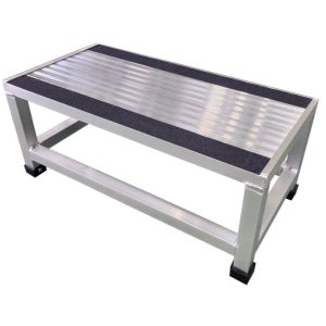 [유앤세이프]알루미늄 경량 600 고무캡 [패드부착] 안전 작업발판 계단 1단