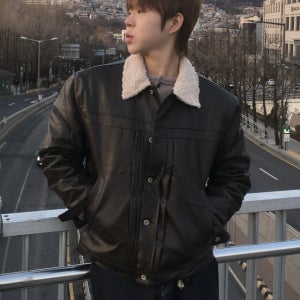 남자크롭무스탕 가죽무스탕