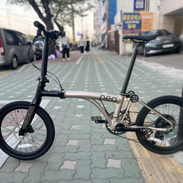 자바 NEO3(네오3)50.8cm(20인치)406트라이폴드 미니벨로 카본포크 시마노 클라리스 유압 디스크 브레이크